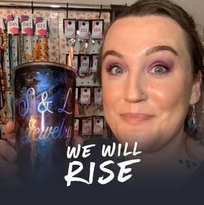 Meet your Posher, Larissa